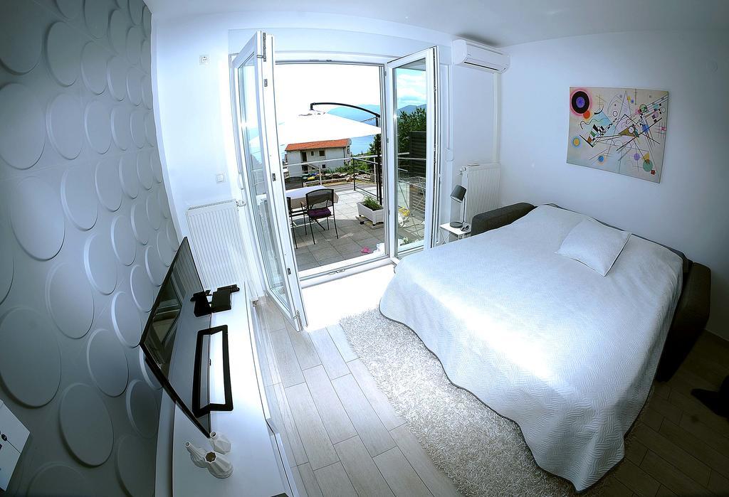 Apartment Livingstone Fiume Esterno foto